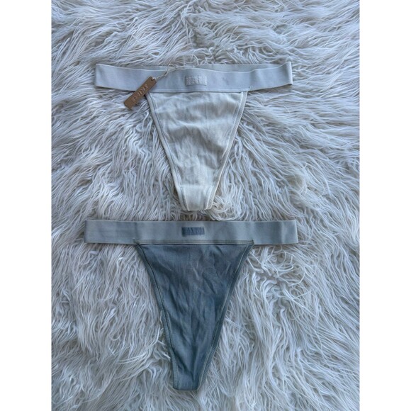 Skims Cotton Rib Thongs Bundle Size Medium - Picture 2 of 8